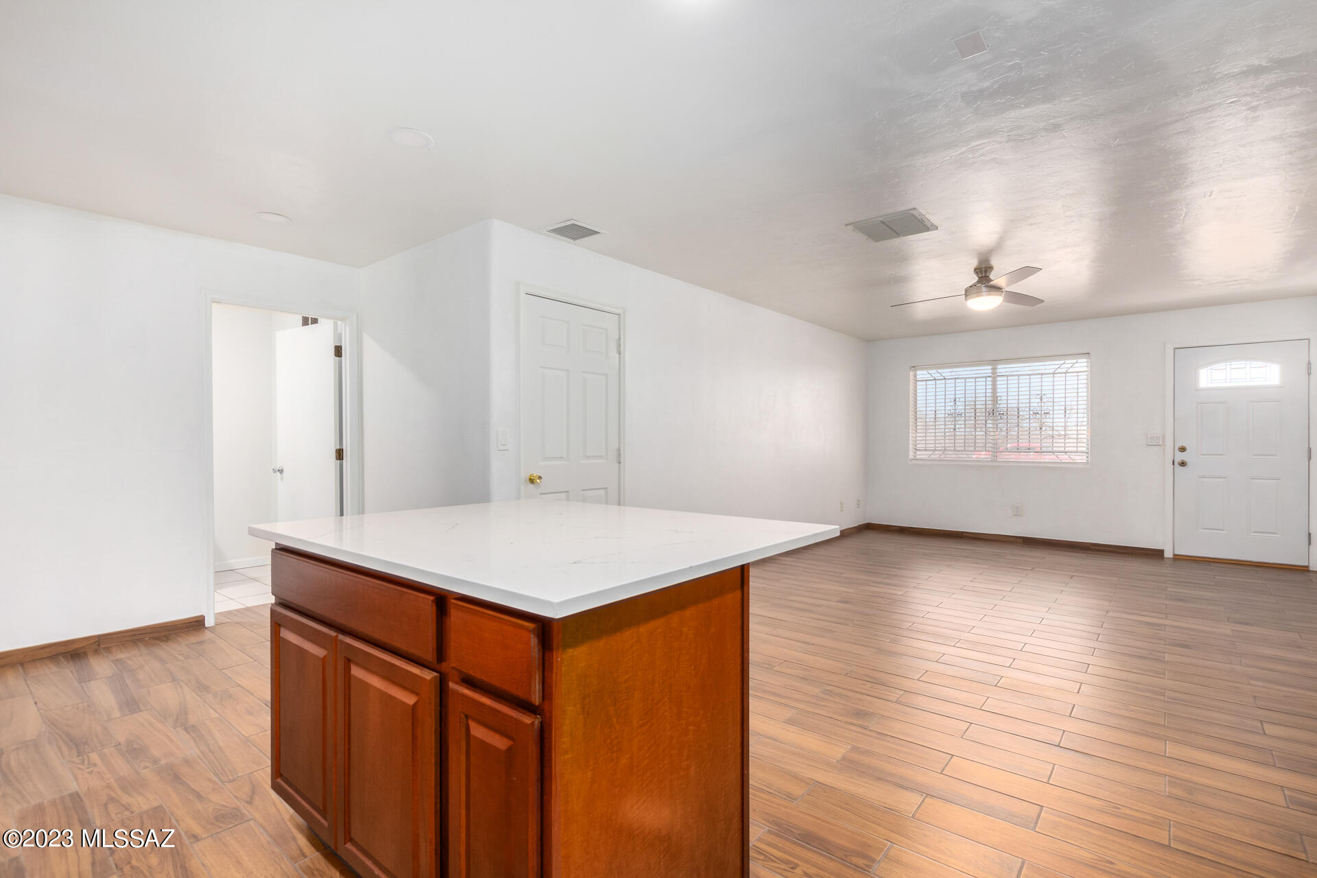 6455 South Wade Road Tucson, AZ 85757 - Photo 12 of 39 Gallery Image 12