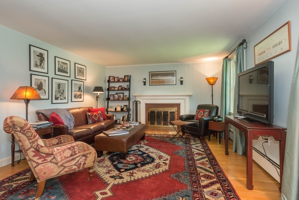 245 Highland Road Andover, MA 01810 - Photo 10 of 25 Gallery Image 10