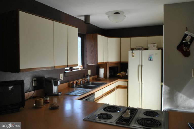 2117 Coon Club Road Westminster, MD 21157 - Photo 14 of 30 Kitchen