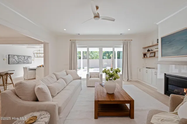 $709,900 | 385 Crow Creek Drive Northwest, Calabash, NC 28467