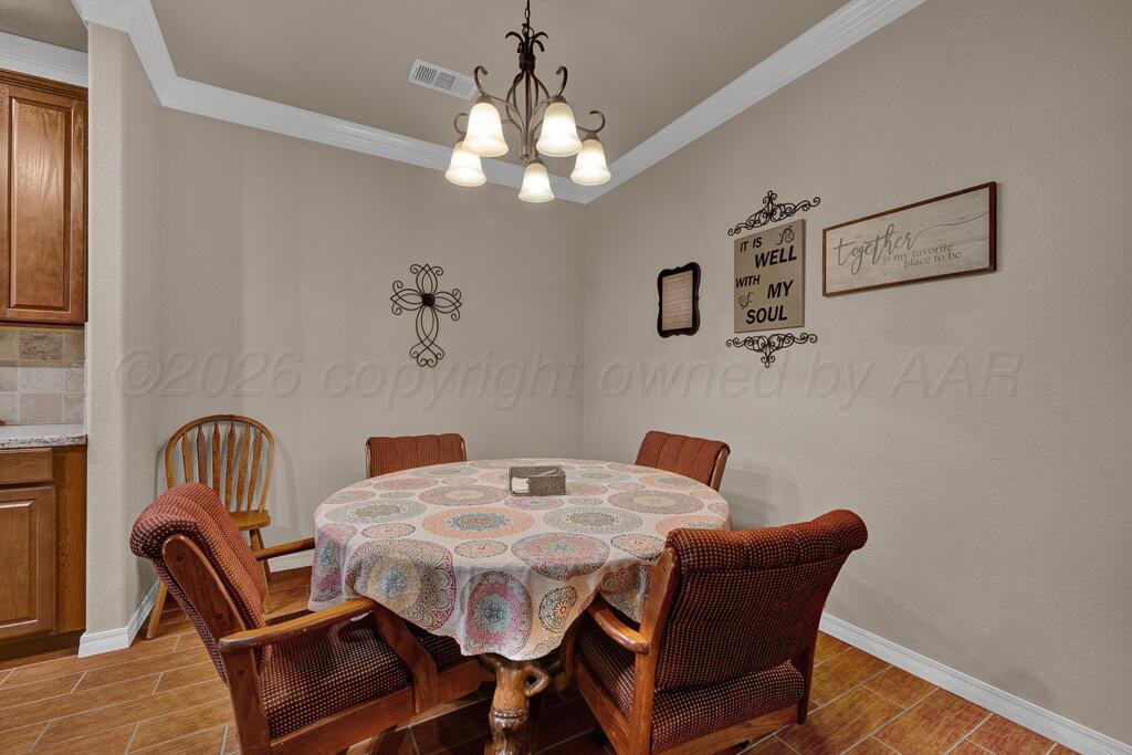 7128 Mosley Street Amarillo, TX 79119 - Photo 4 of 25 Dining Area