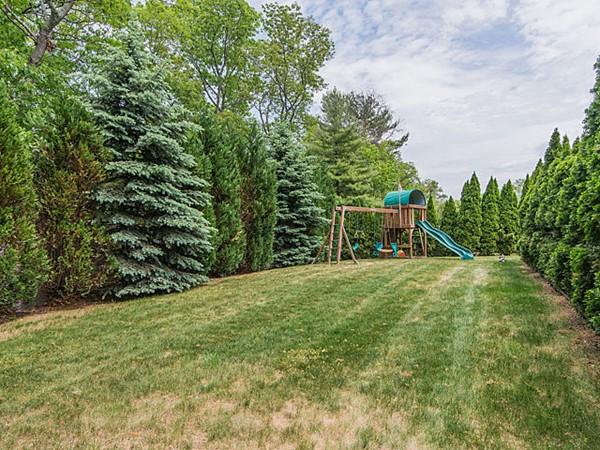 115 Woodledge Road Needham, MA 02492 - Photo 23 of 23 Gallery Image 23