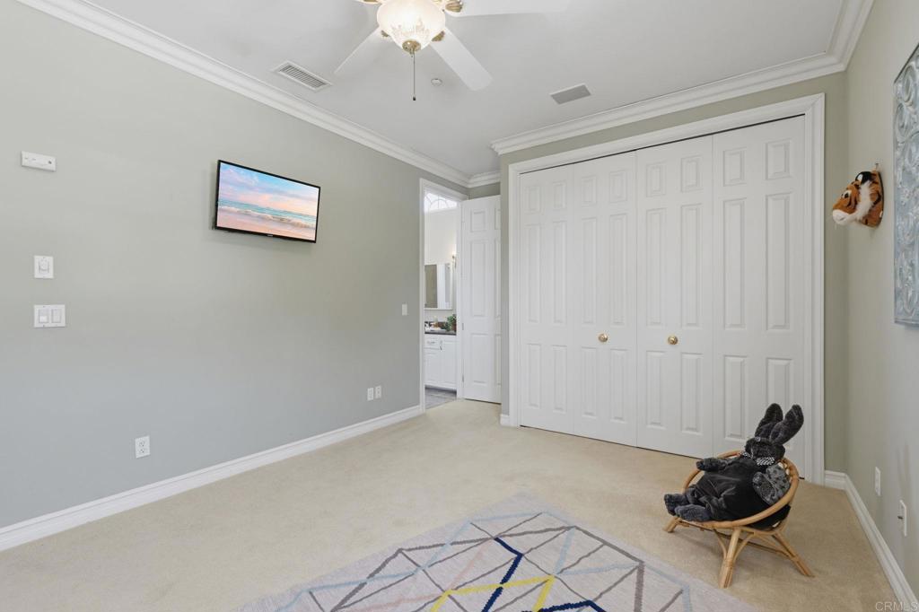 2292 Dos Lomas Fallbrook, CA 92028 - Photo 52 of 71 North Wing upstairs guest room