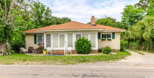 $599,900 | 404 13th Avenue South, Myrtle Beach, SC 29577