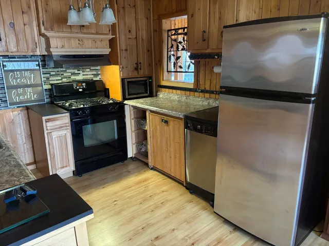 $210,000 | 18043 476th Lane, McGregor, MN 55760