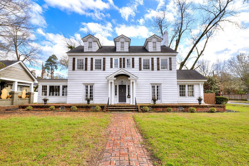 348 West Calhoun Street Sumter, SC 29150 - Photo 1 of 53