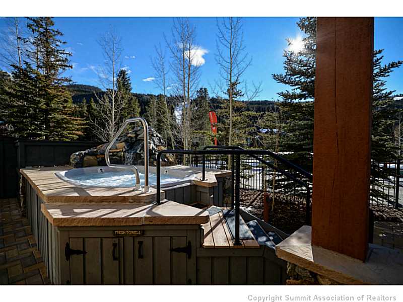 195 River Run Road, Unit 8042 Keystone, CO 80435 - Photo 7 of 25 Exterior Front.