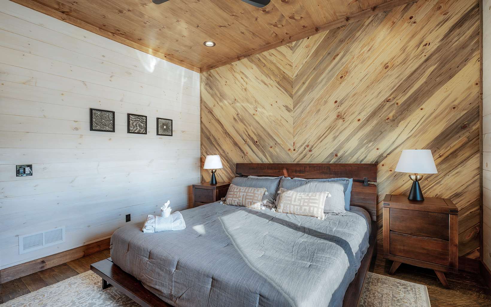 814 Overlook Drive Blue Ridge, GA 30513 - Photo 46 of 53 a bedroom with a bed and wooden floor