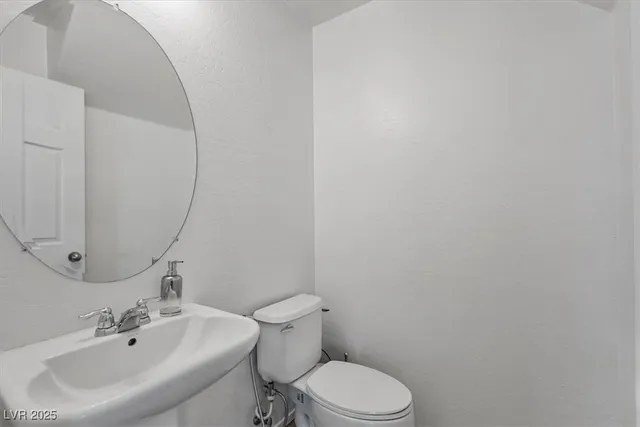 $450,000 | 8940 West Marmo Avenue, Las Vegas, NV 89148