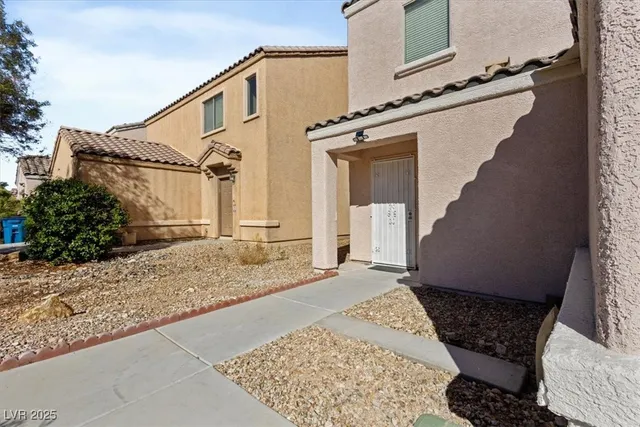 $450,000 | 8940 West Marmo Avenue, Las Vegas, NV 89148