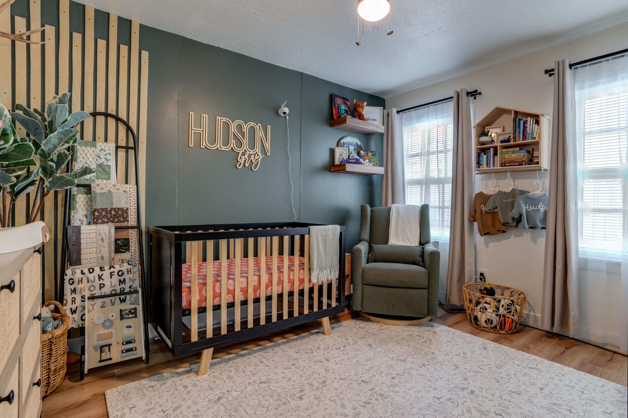 300 Aileen Street Plainview, TX 79072 - Photo 18 of 28 a bedroom with furniture and a book shelf