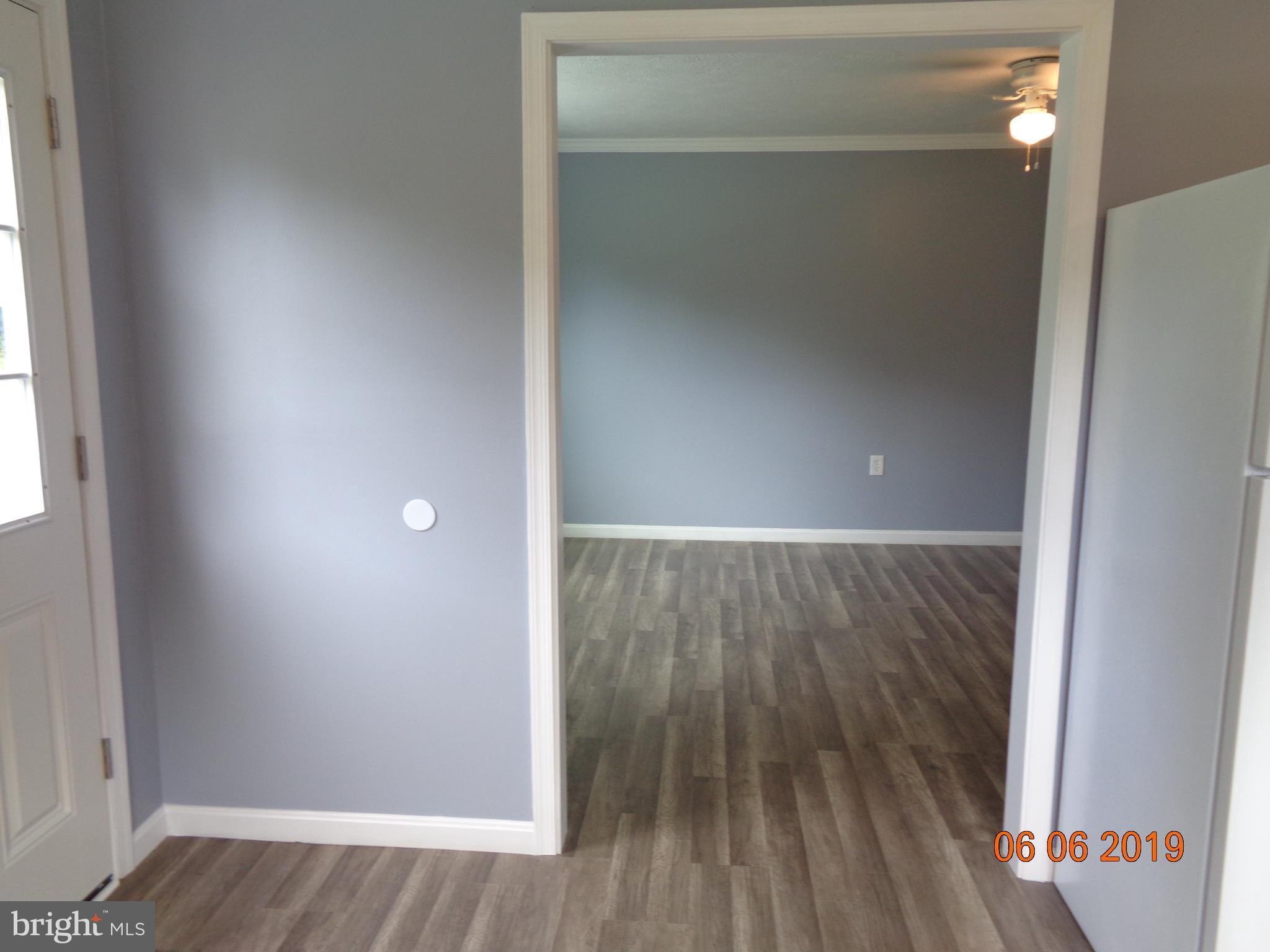 459 Mountainside Road Harpers Ferry, WV 25425 - Photo 6 of 19 Gallery Image 6