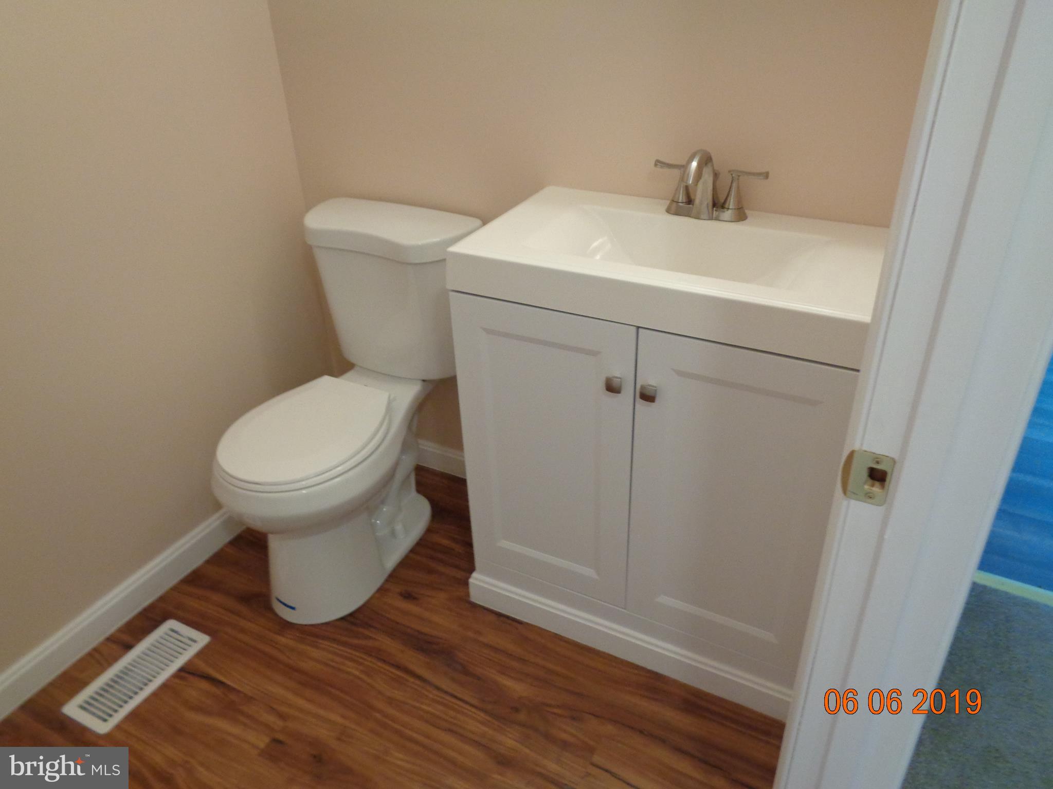 459 Mountainside Road Harpers Ferry, WV 25425 - Photo 9 of 19 FULL BATH
