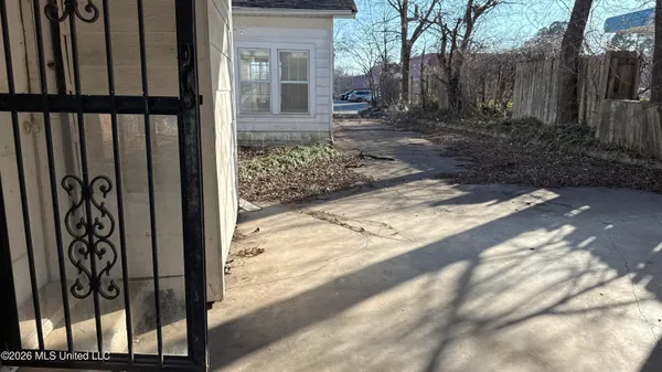 $135,000 | 1702 West Nettleton Avenue, Jonesboro, AR 72401