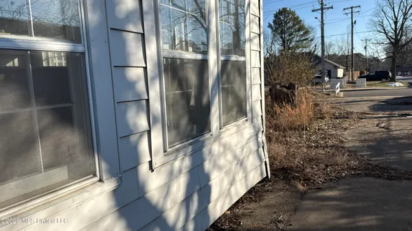 $135,000 | 1702 West Nettleton Avenue, Jonesboro, AR 72401