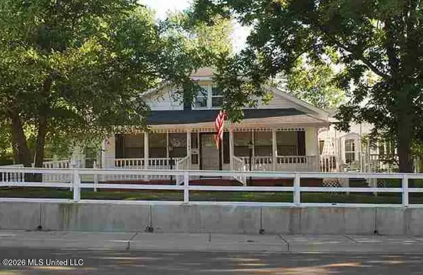 $135,000 | 1702 West Nettleton Avenue, Jonesboro, AR 72401