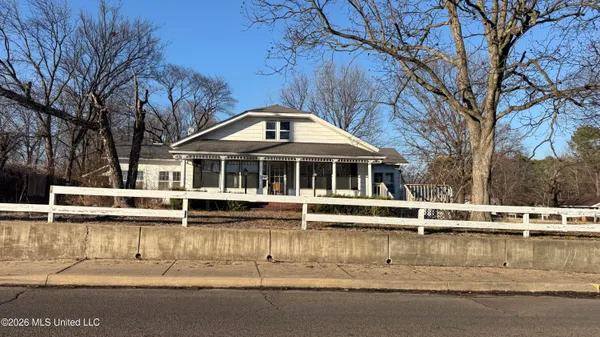 $135,000 | 1702 West Nettleton Avenue, Jonesboro, AR 72401