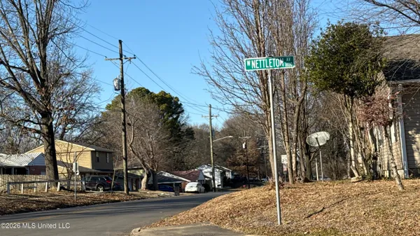 $135,000 | 1702 West Nettleton Avenue, Jonesboro, AR 72401