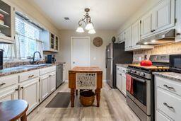 718 Forsythia Street Southeast De Motte, IN 46310 - Photo 25 of 39 256x171