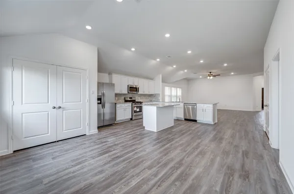 a view of a yard in front of a house