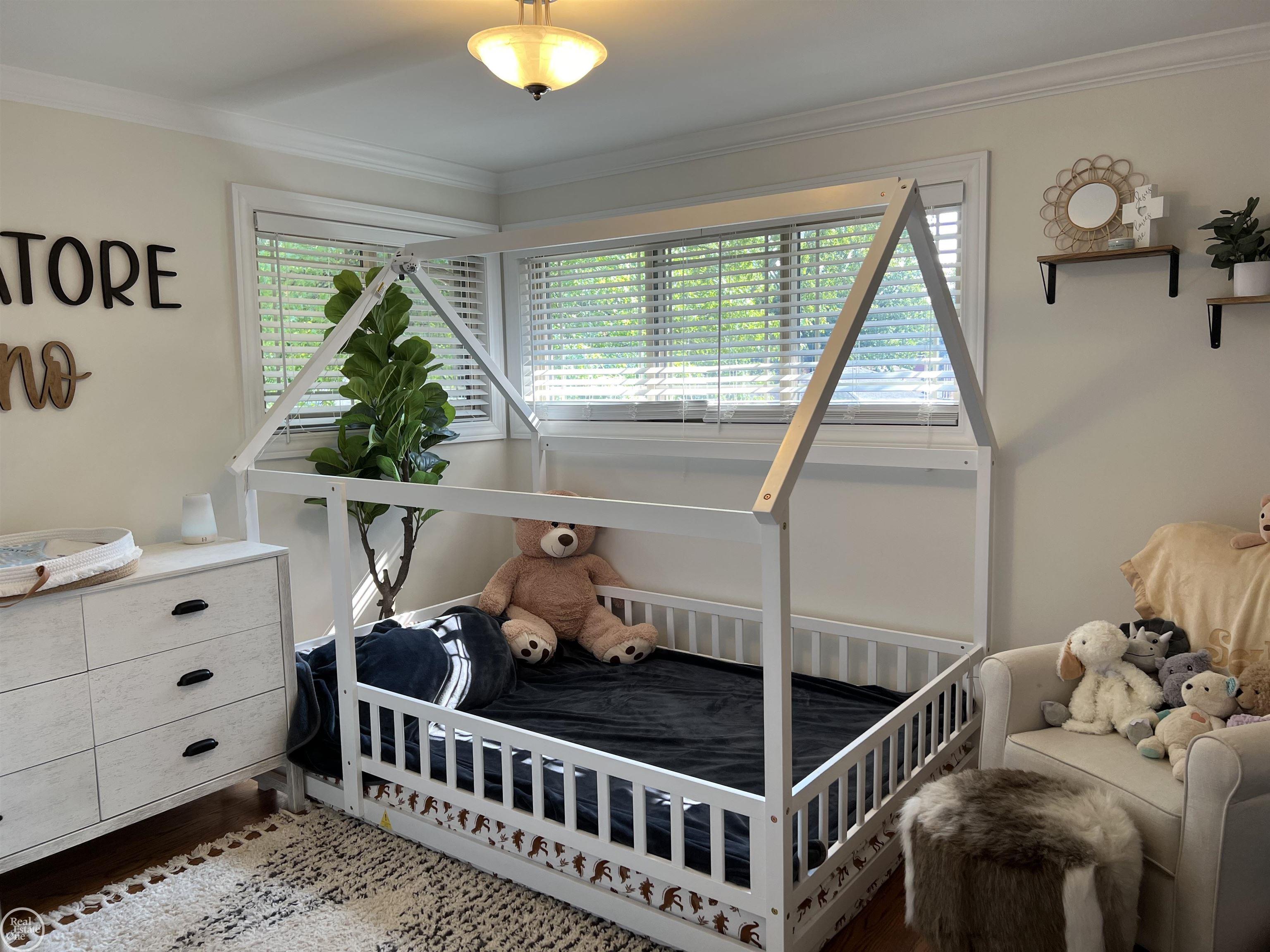 1870 Prestwick Road Grosse Pointe Woods, MI 48236 - Photo 41 of 66