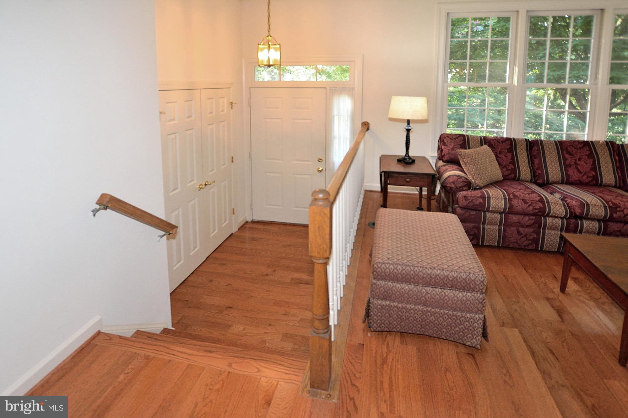3623 Ransom Place Alexandria, VA 22306 - Photo 2 of 30 Interior (General)