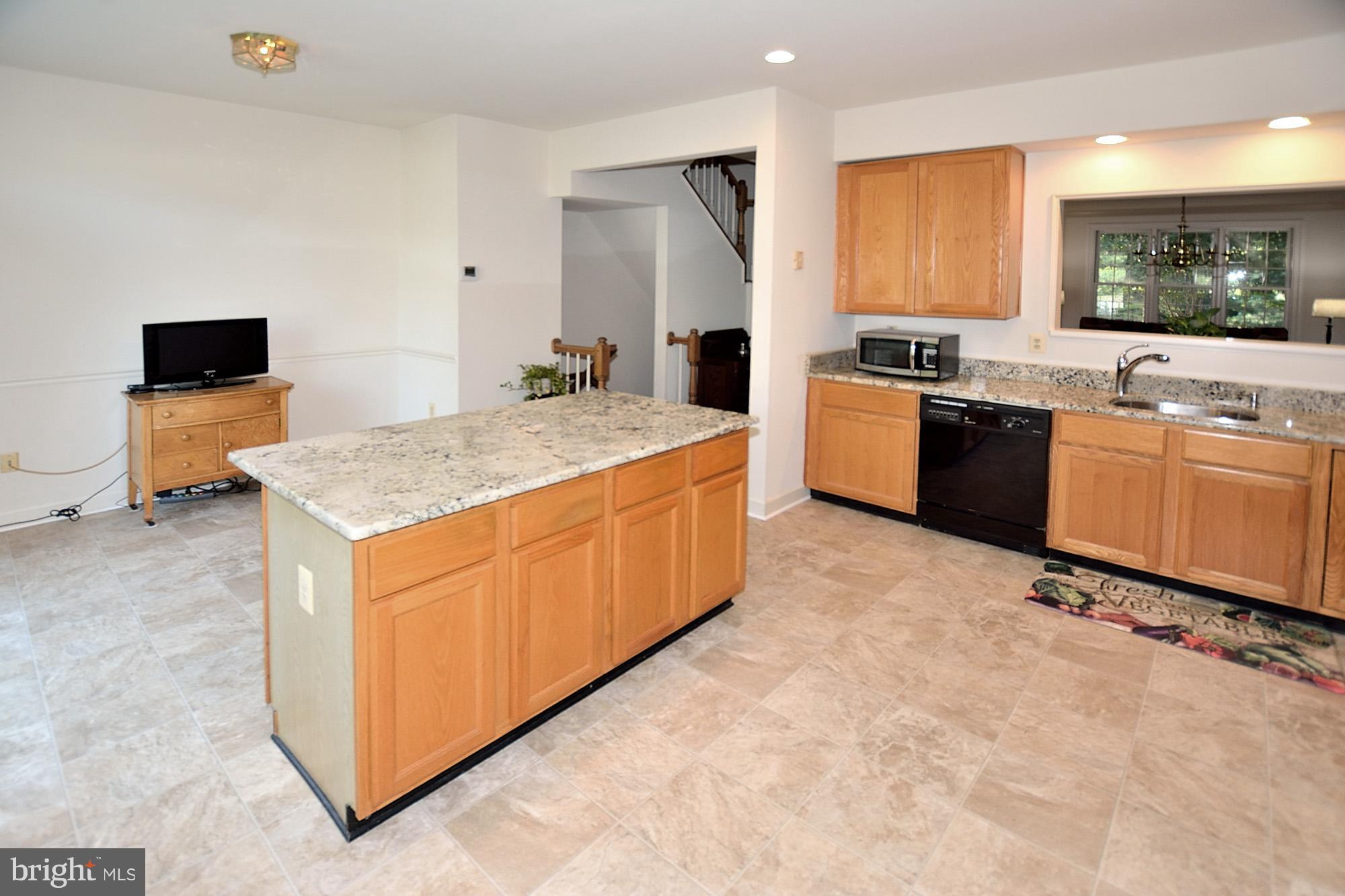 3623 Ransom Place Alexandria, VA 22306 - Photo 10 of 30 Kitchen