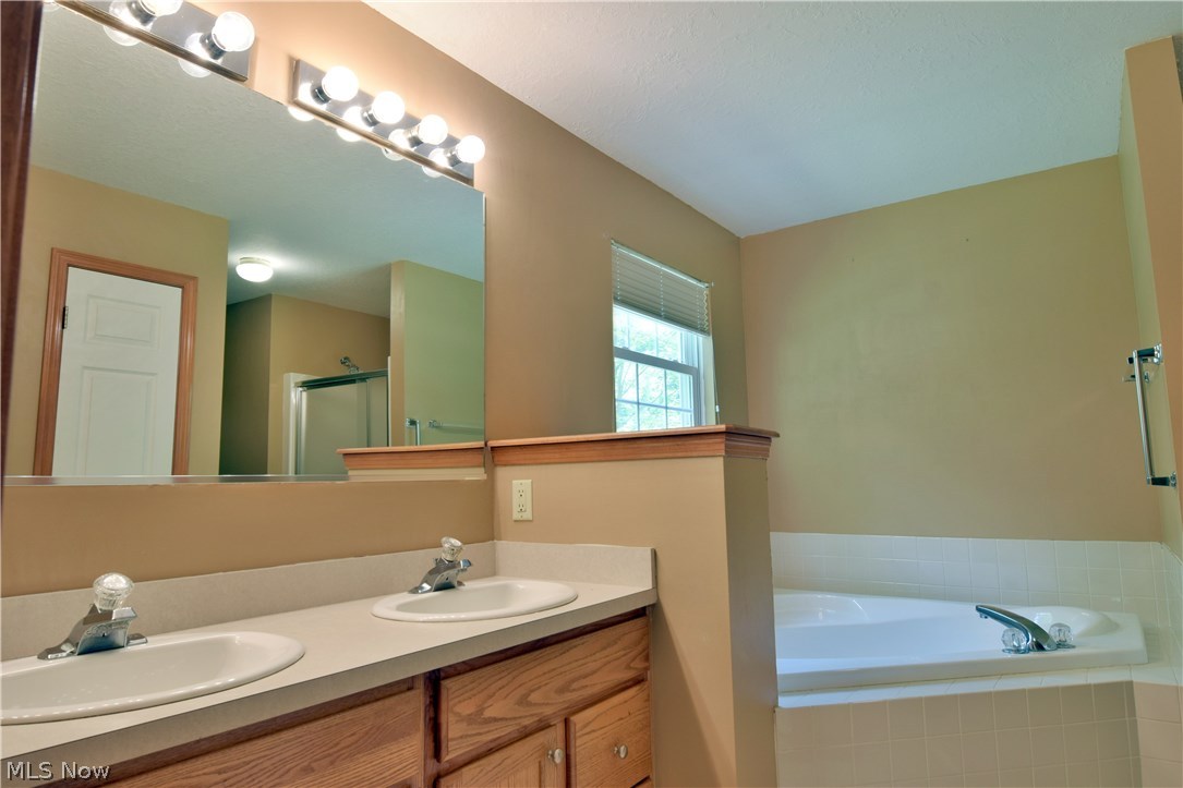 5939 Ridge Road Cortland, OH 44410 - Photo 25 of 35 Gallery Image 25