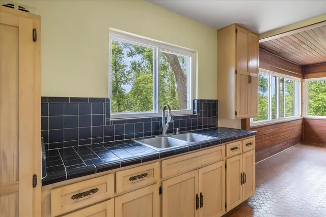 $349,000 | 1700 South Meridian Street, Tallahassee, FL 32301