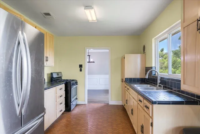 $349,000 | 1700 South Meridian Street, Tallahassee, FL 32301