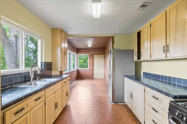 $349,000 | 1700 South Meridian Street, Tallahassee, FL 32301