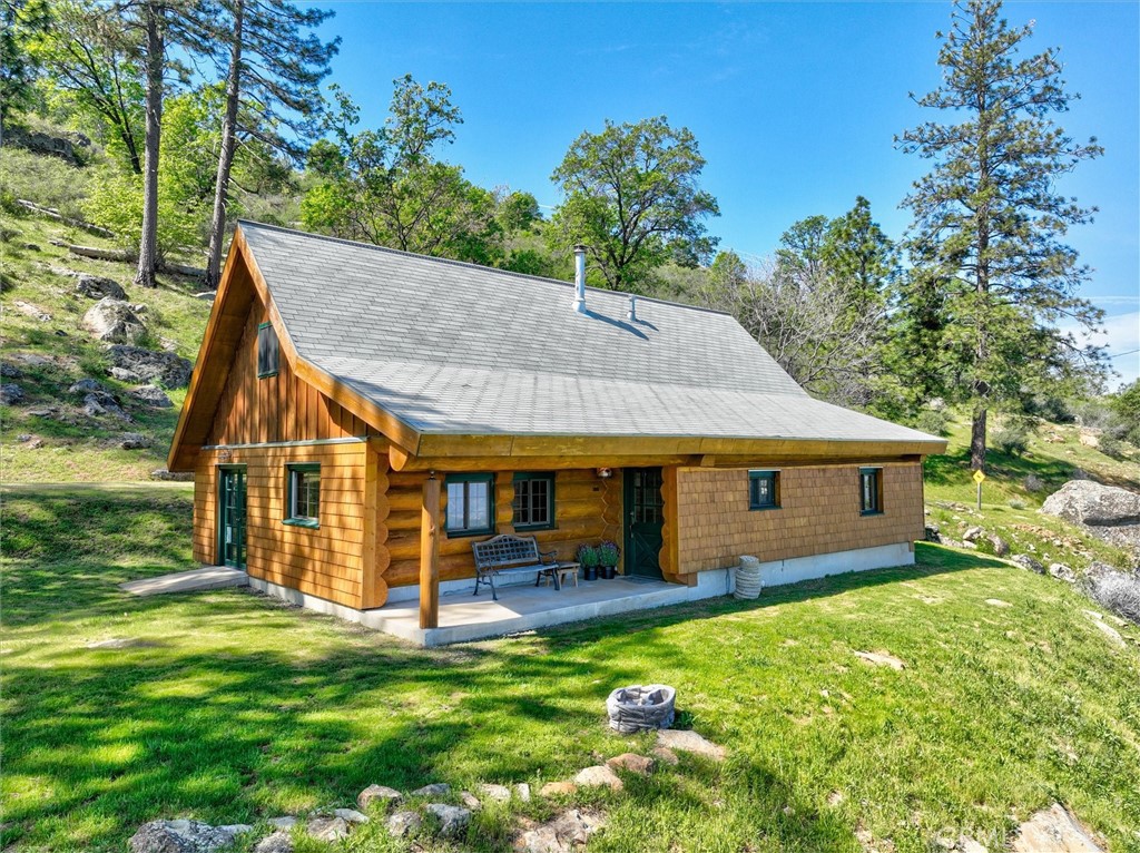 5851 Mt Bullion Ridge Road Mariposa, CA 95338 - Photo 35 of 58