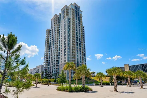 $874,900 | 331 Cleveland Street, Unit 1206, Clearwater, FL 33755