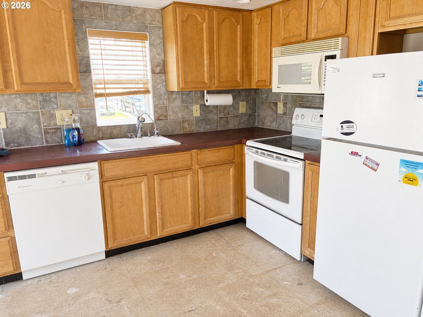 495 North Wahanna Road Seaside, OR 97138 - Photo 7 of 24