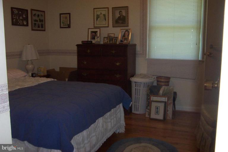 914 Edgewood Road Edgewater, MD 21037 - Photo 15 of 18 Master Bedroom