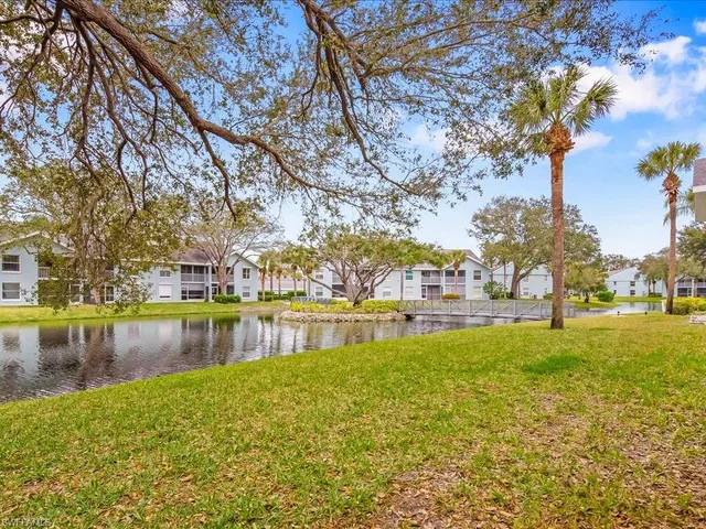 $265,000 | 137 Wading Bird Circle, Unit F103, Naples, FL 34110