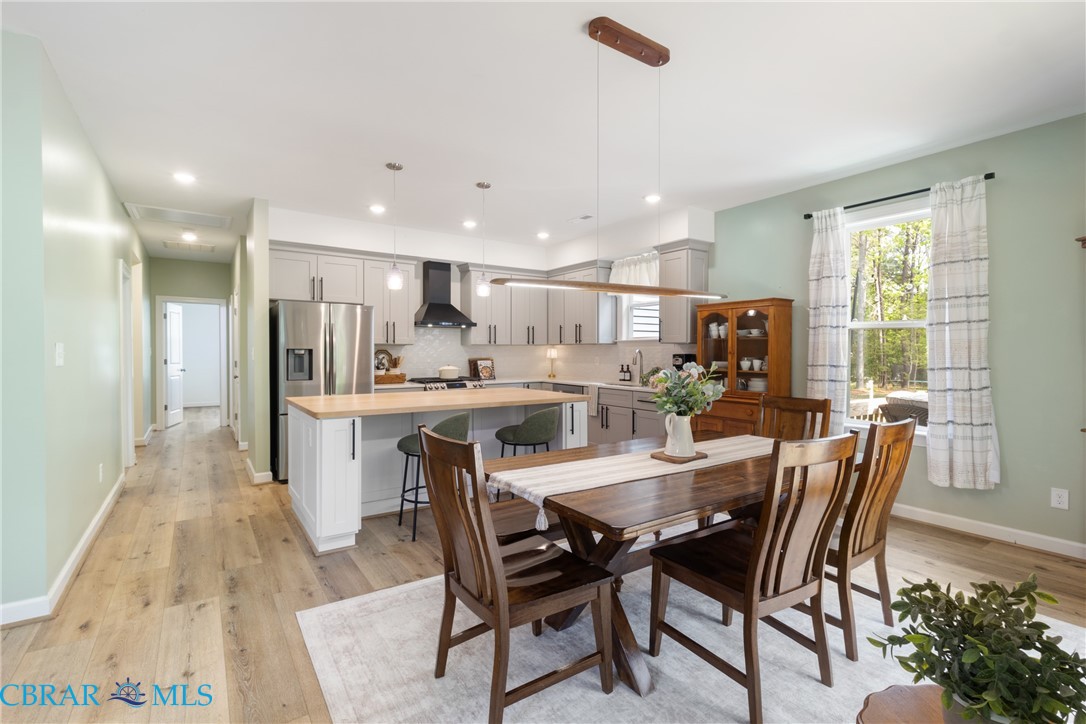 11511 Deep Point Lane Gloucester, VA 23061 - Photo 11 of 48