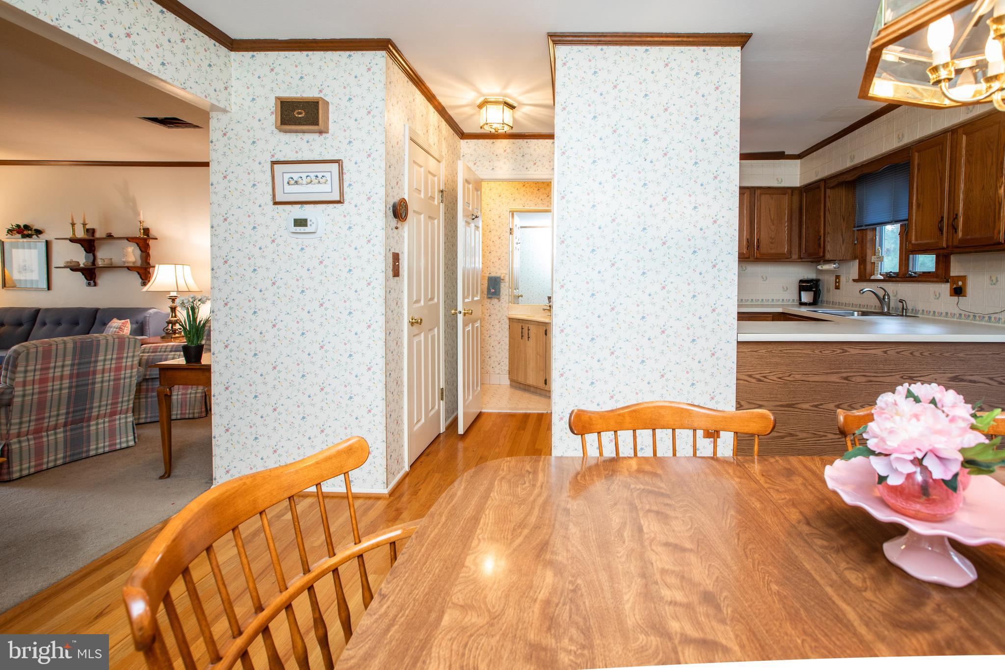 34 Kelly Court Hamilton, NJ 08690 - Photo 11 of 31 a bed room with a bed and a couch