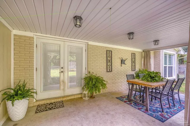 $499,000 | 6500 Chumuckla Highway, Pace, FL 32571