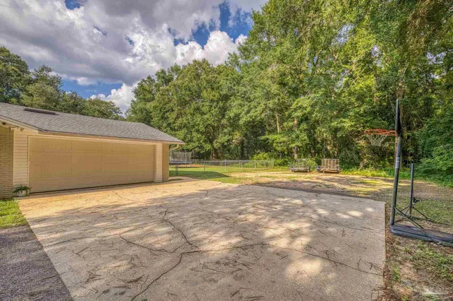 $499,000 | 6500 Chumuckla Highway, Pace, FL 32571