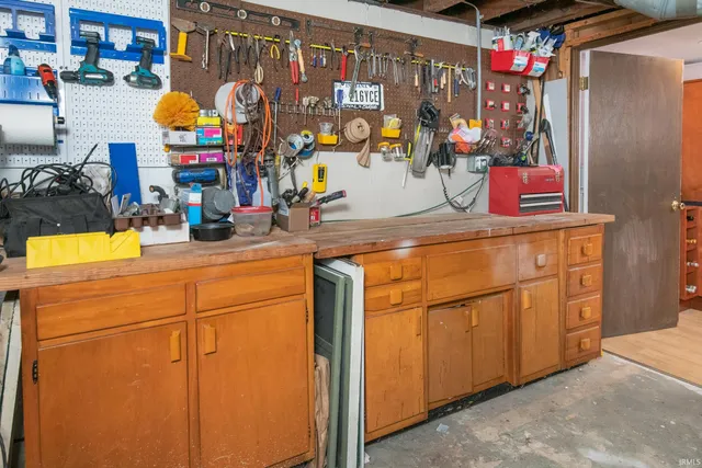 $599,000 | 822 South Stull Avenue, Bloomington, IN 47401