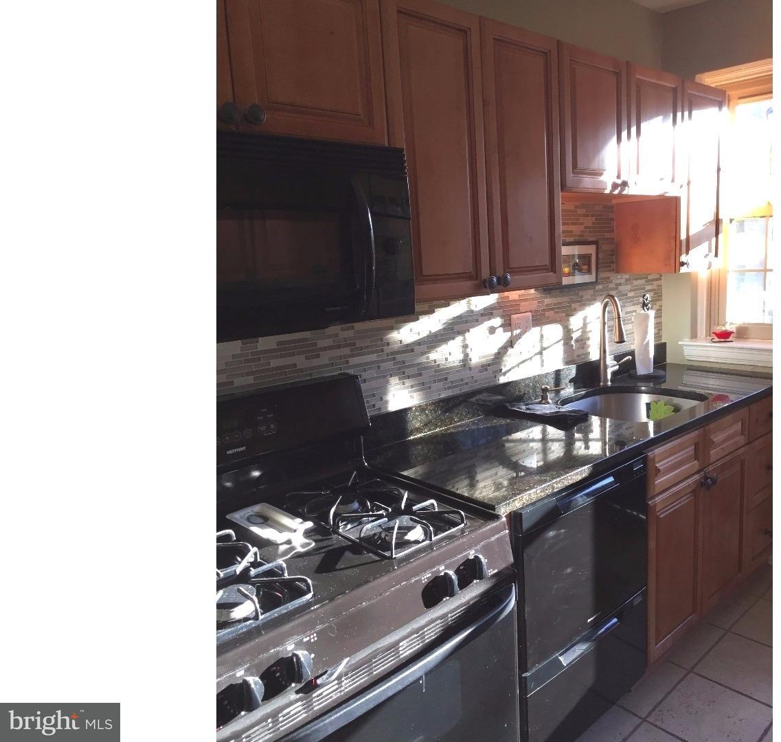 212 Idris Road, Unit C2 Merion Station, PA 19066 - Photo 7 of 25 Kitchen