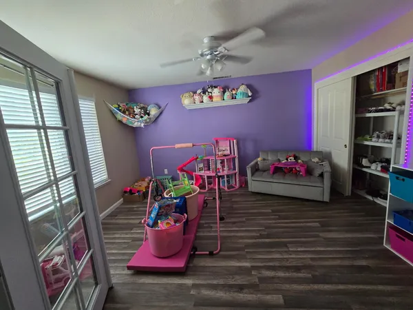 $635,000 | 1683 Iris Lane, Los Banos, CA 93635