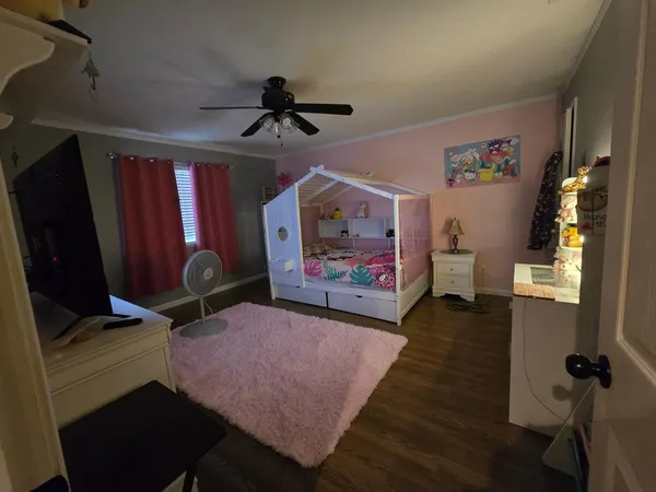 $635,000 | 1683 Iris Lane, Los Banos, CA 93635