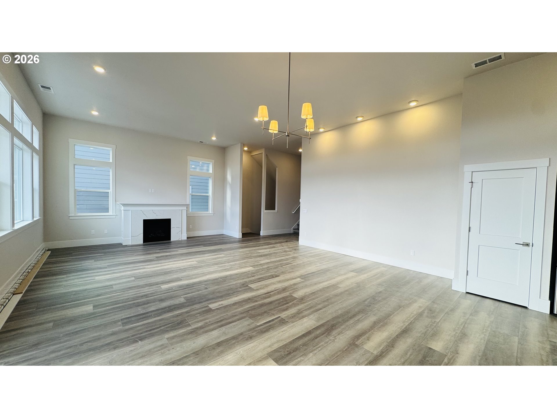 17634 Southwest Watchman Lane Beaverton, OR 97007 - Photo 14 of 45