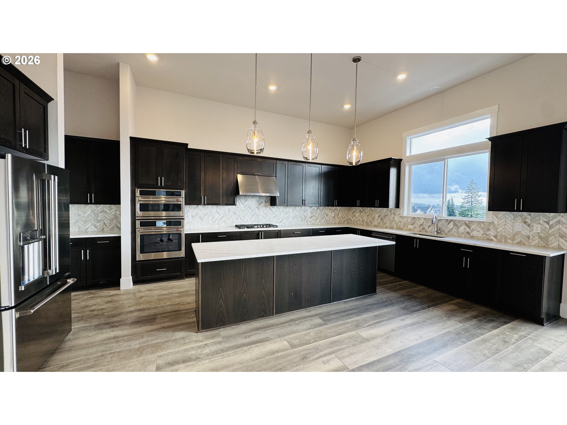 17634 Southwest Watchman Lane Beaverton, OR 97007 - Photo 16 of 45