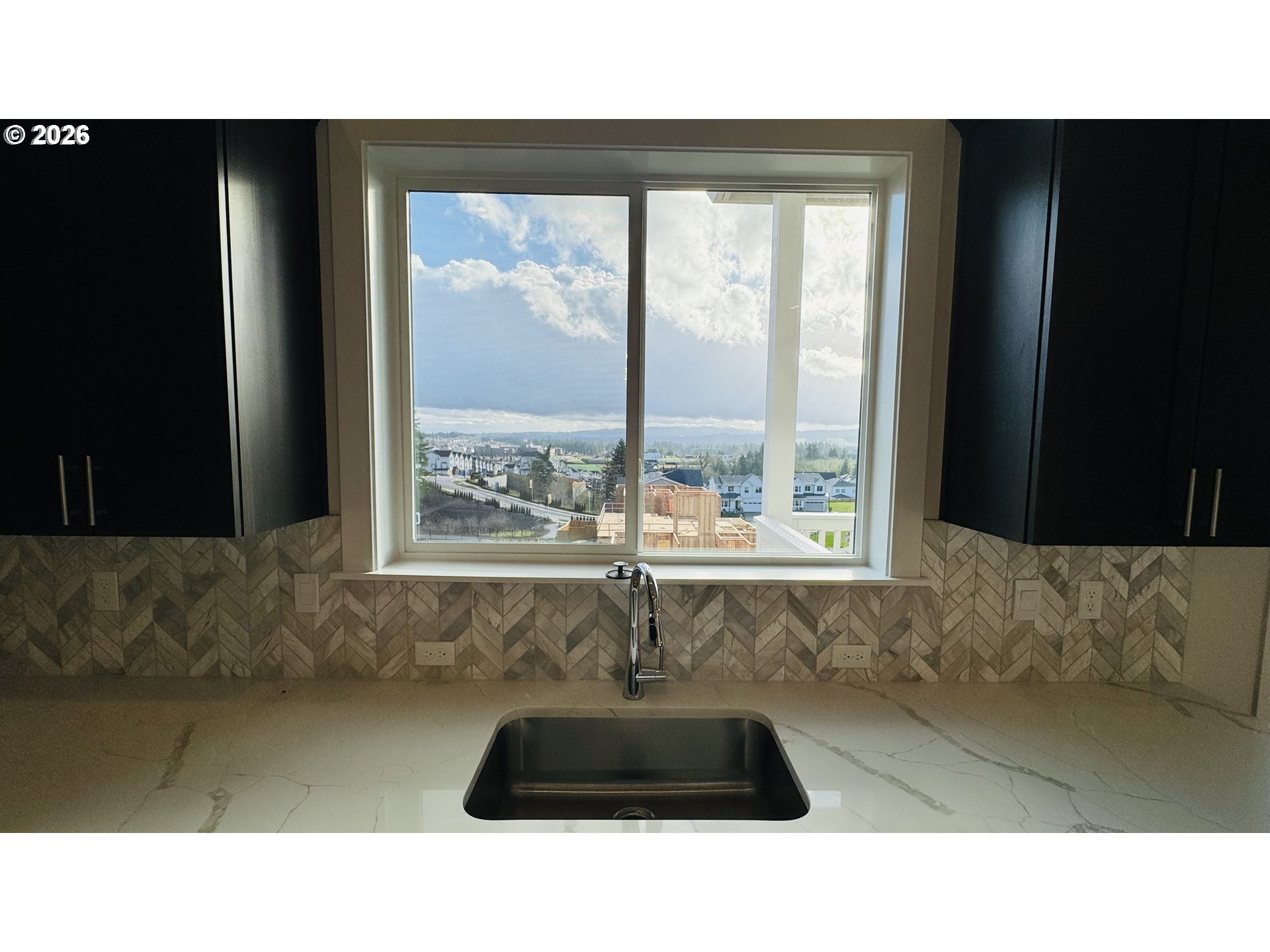 17634 Southwest Watchman Lane Beaverton, OR 97007 - Photo 19 of 45