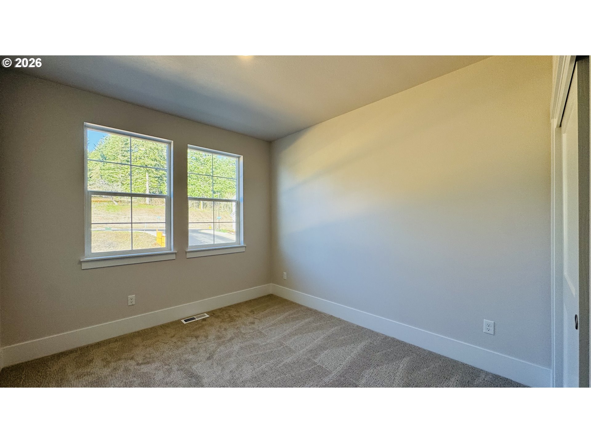 17634 Southwest Watchman Lane Beaverton, OR 97007 - Photo 37 of 45