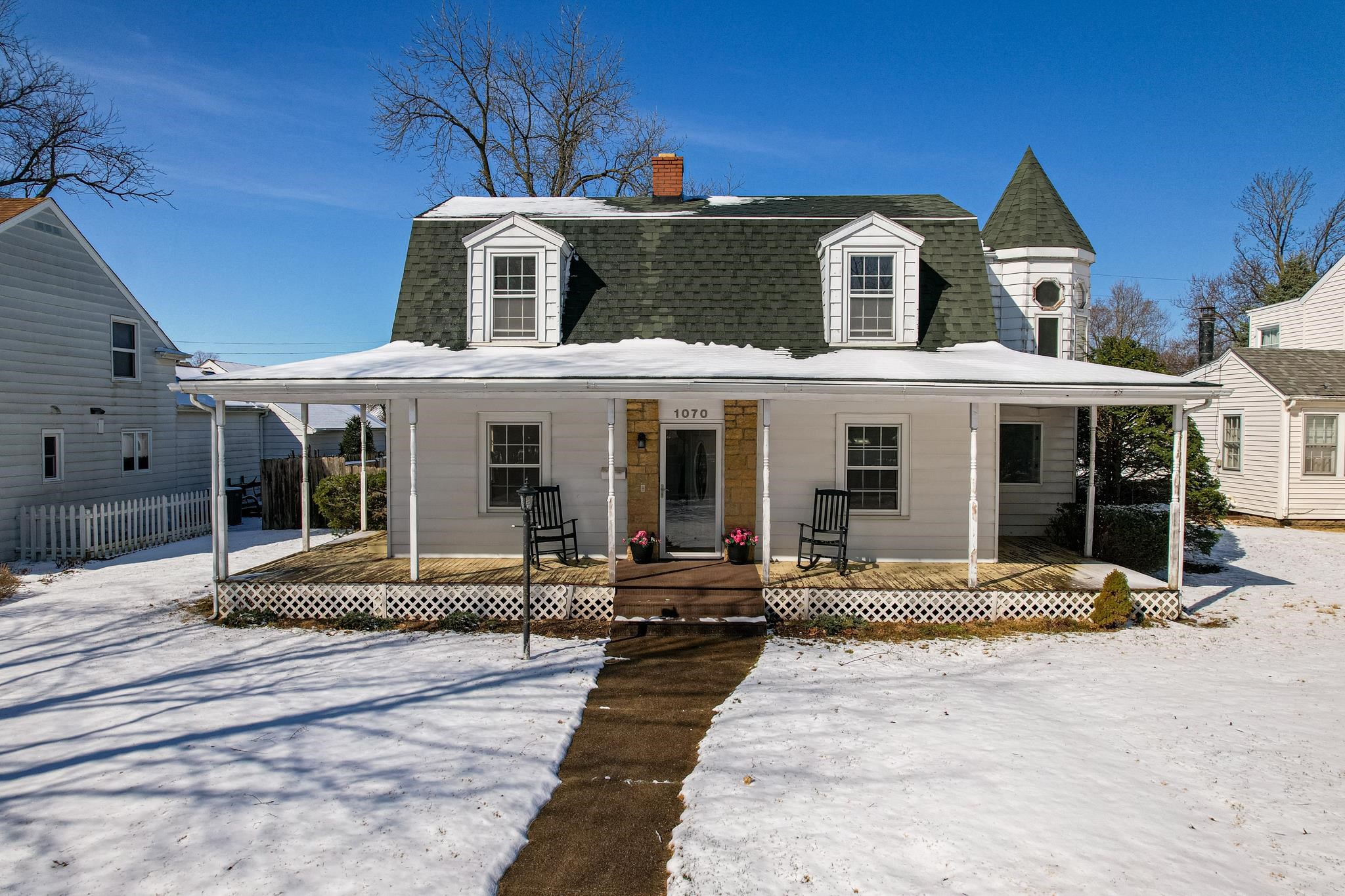 1070 North 8th Street Rochelle, IL 61068 - Photo 58 of 66 a front view of a house