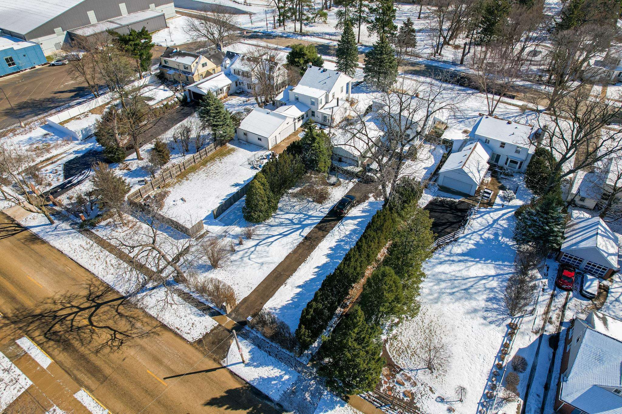 1070 North 8th Street Rochelle, IL 61068 - Photo 63 of 66 an aerial view of residential houses with outdoor space